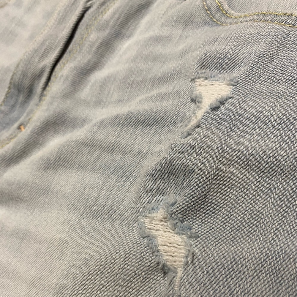 Hollister High Rise Jean Shorts Women’s 5 Light Wash Casual Distressed Denim - Picture 11 of 12